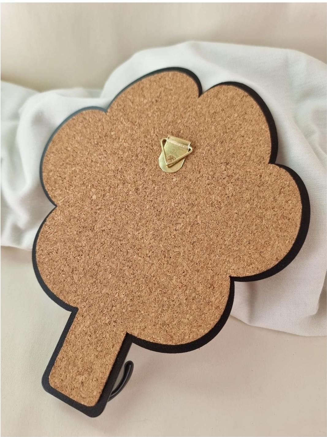 Suporte de Trela em Madeira – Personalizado com Nome do Pet